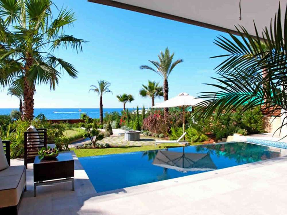 Seafront villas for sale Limassol