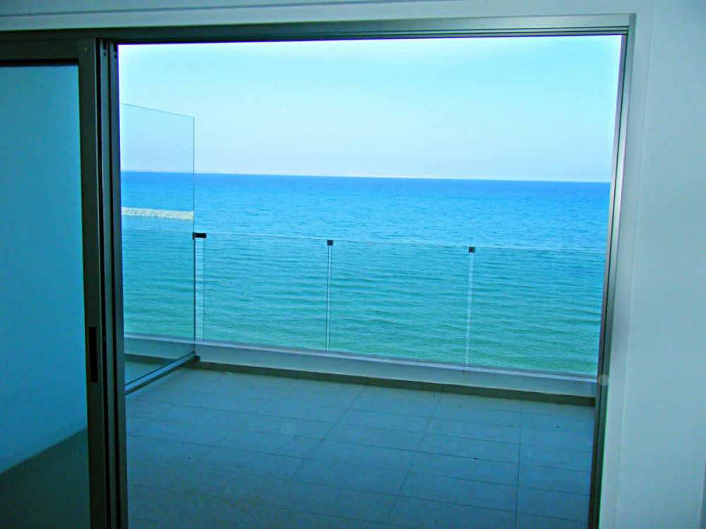 Buy beachfront apartment in Mackenzie Larnaca