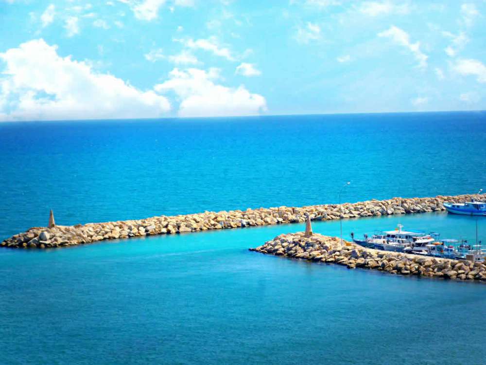 Apartment for sale Mackenzie Larnaca with sea view