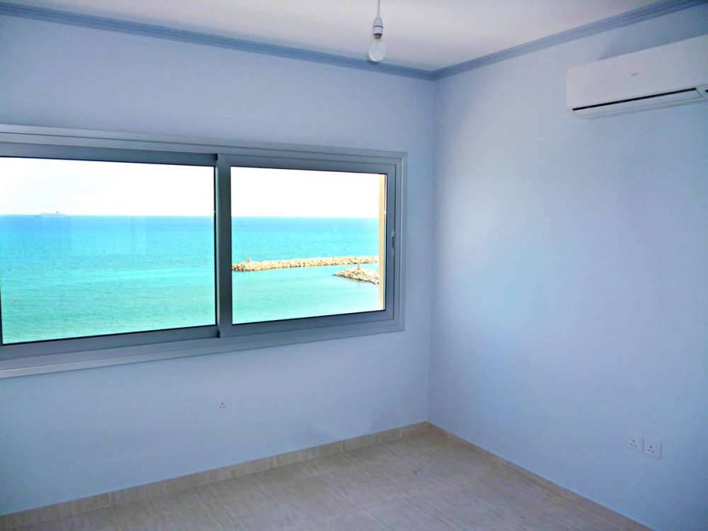 Apartment for sale Mackenzie Larnaca with sea view