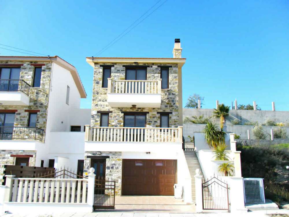 Property for sale Vavla village