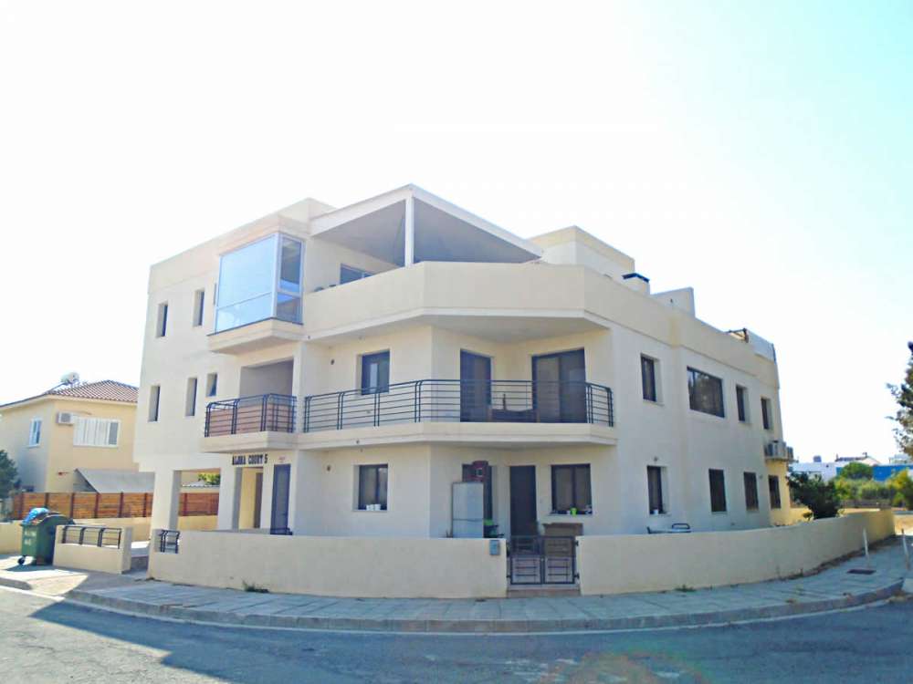 Flat for sale Livadia Larnaca