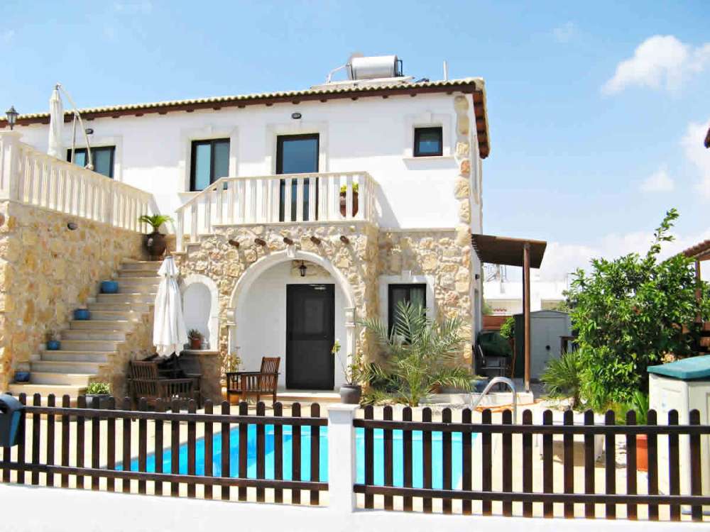 Houses for sale in Vrysoulles