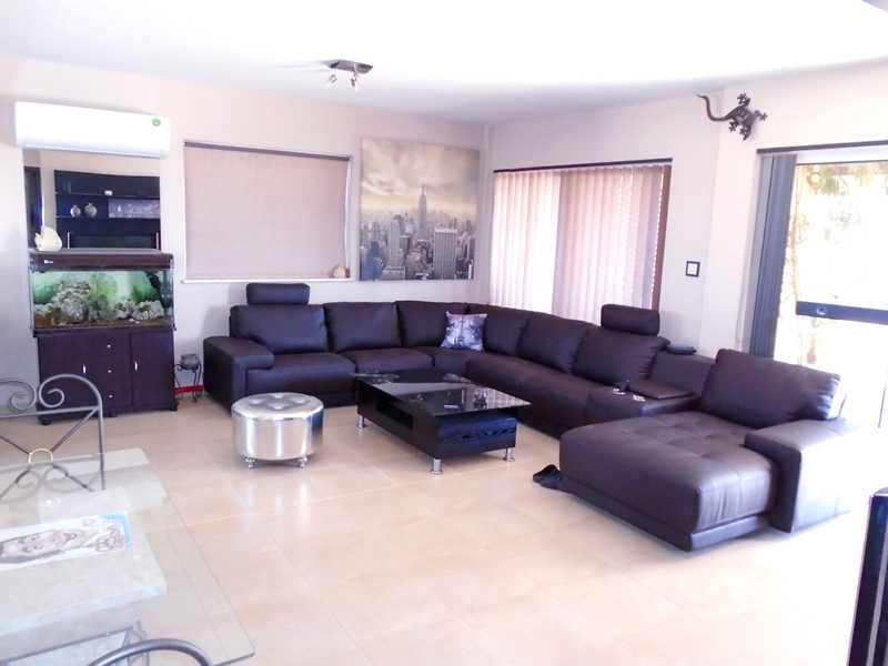 3 bedroom penthouse for sale in Mackenzie Larnaca