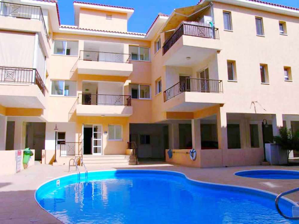 2 bedroom cheap apartments in Chloraka Paphos