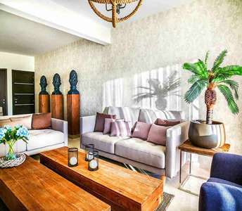 Buy 3 bedroom seaside apartment in Limassol