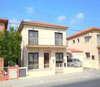 By private owner resale house Aradippou Larnaca