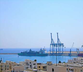 Apartment with stunning views of Larnaca Marina