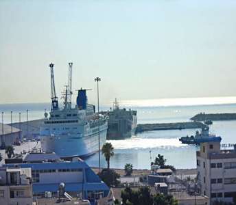 Кипр Ларнака 3 спальная квартира с видом на море