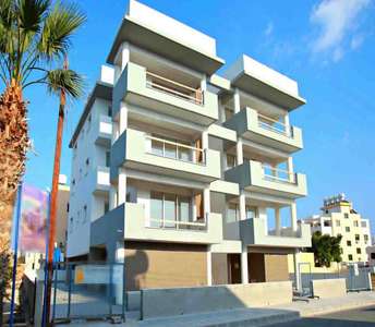 Кипр Ларнака в центре города купить квартиру по низкой цене