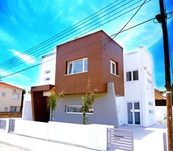 Larnaca Kamares home for sale