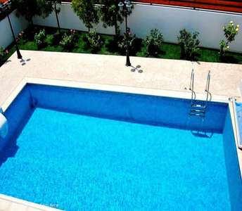 Home in Larnaca with swimming pool