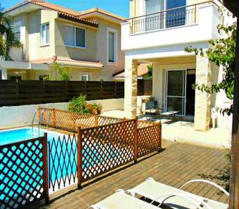 Home in Limassol with swimming pool