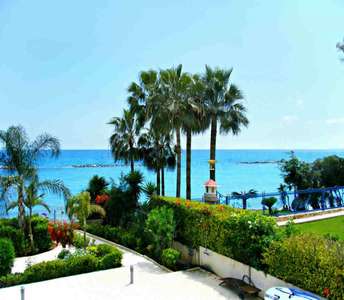 Beachfront apartments for sale in Limassol