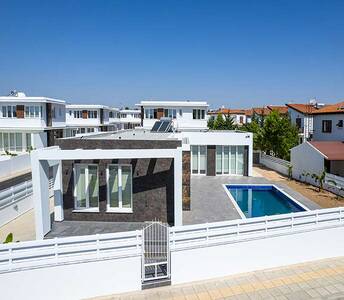 Σύγχρονο σπίτι στην τουριστική περιοχή Δεκέλια με κομψό σχέδιο και ιδιωτική πισίνα