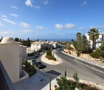 Мезонет с видом на море в Тала Пафос