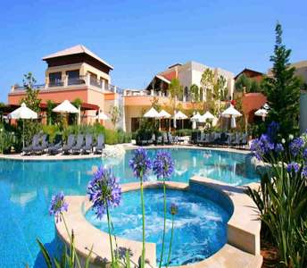 Cyprus Paphos new flat for sale in a golf course resort