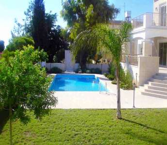 Villas in Limassol with swimming pool