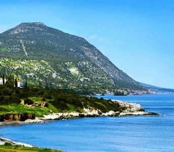 Ακίνητο με θέα στη θάλασσα Λατσί Πάφος