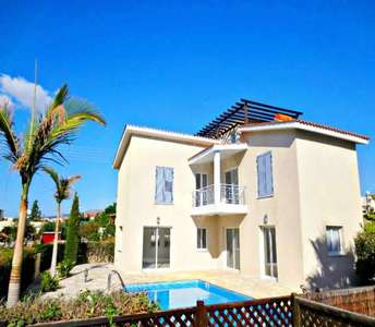 Paphos Konia home for sale with swimming pool