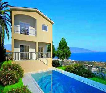 Buy villa with swimming pool in Paphos