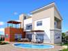 Κύπρος Λεμεσός πωλείται παραλιακή κατοικία με πισίνα